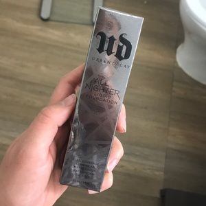 Urban decay all nighter liquid foundation